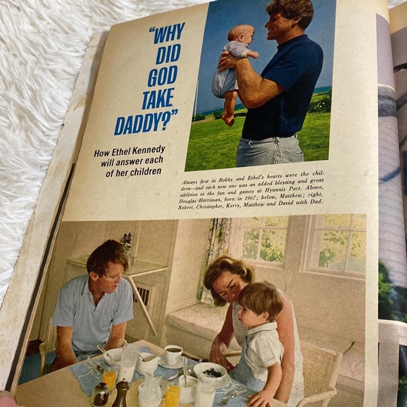 ETHEL KENNEDY PHOTOPLAY MAGAZINE SEPTEMBER 1969  Elvis & Priscilla - Picture 2 of 9